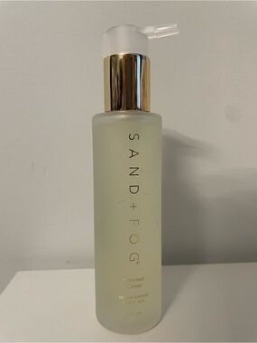 NWT SAND + FOG Coconut Crème Nourishing Body Oil — 4 FL OZ